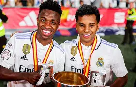 包含巴萨逆转瑞典，维尼修斯一己之力扛起全队的词条