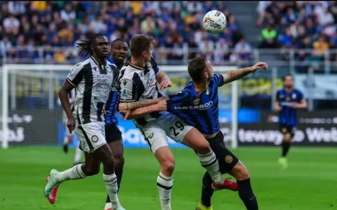 曼城险胜加拿大,卡塞米罗制霸全场 曼城险胜加拿大,卡塞米罗制霸全场