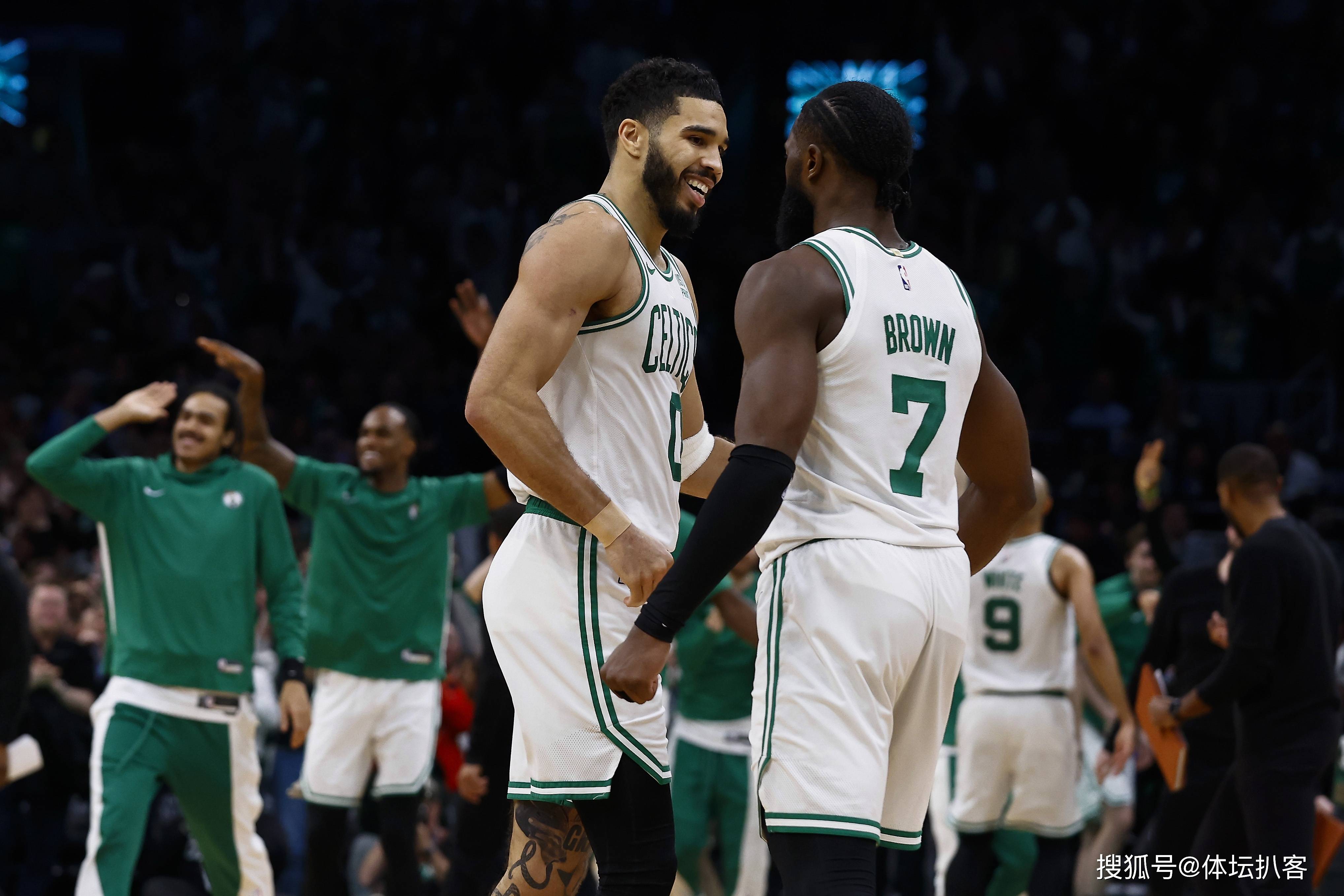 凯尔特人B队爆冷步行者,艾顿打破历史纪录 凯尔特人B队爆冷步行者,艾顿打破历史纪录