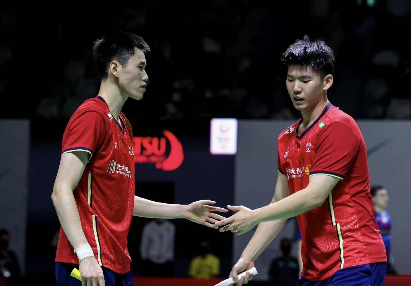 印尼羽毛球队爆冷中国羽毛球队,马琳三分雨点燃全场 印尼羽毛球队爆冷中国羽毛球队,马琳三分雨点燃全场