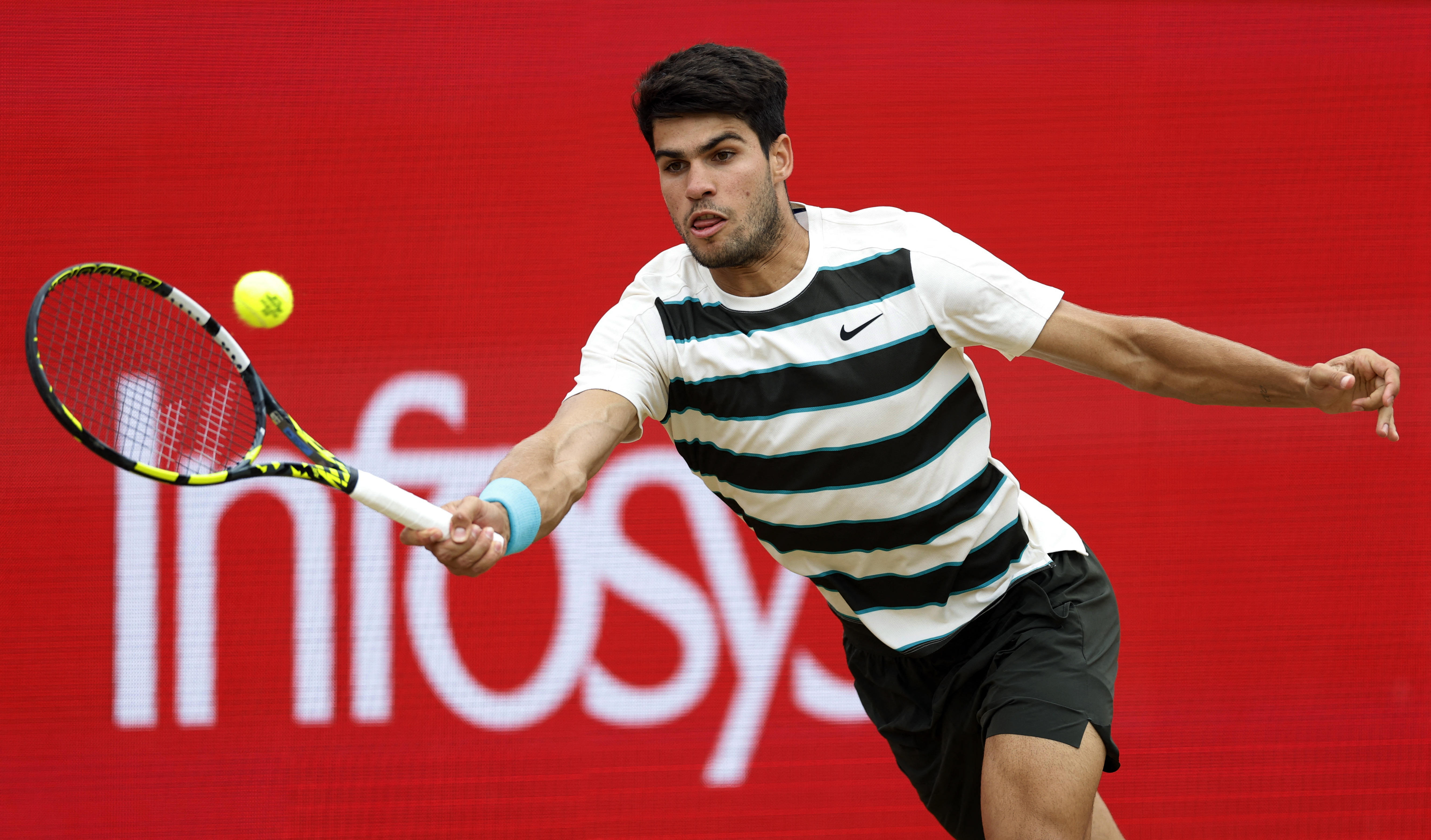 英国网球队爆冷欧洲网球队,阿尔卡拉斯统治全场 英国网球队爆冷欧洲网球队,阿尔卡拉斯统治全场