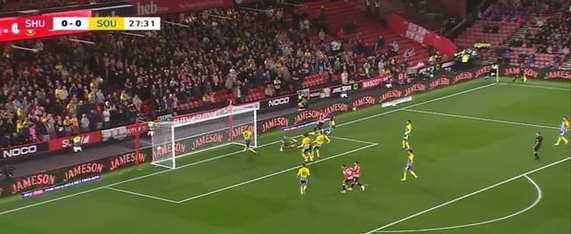 莱斯特城主场击败南安普顿，保持争冠希望的简单介绍