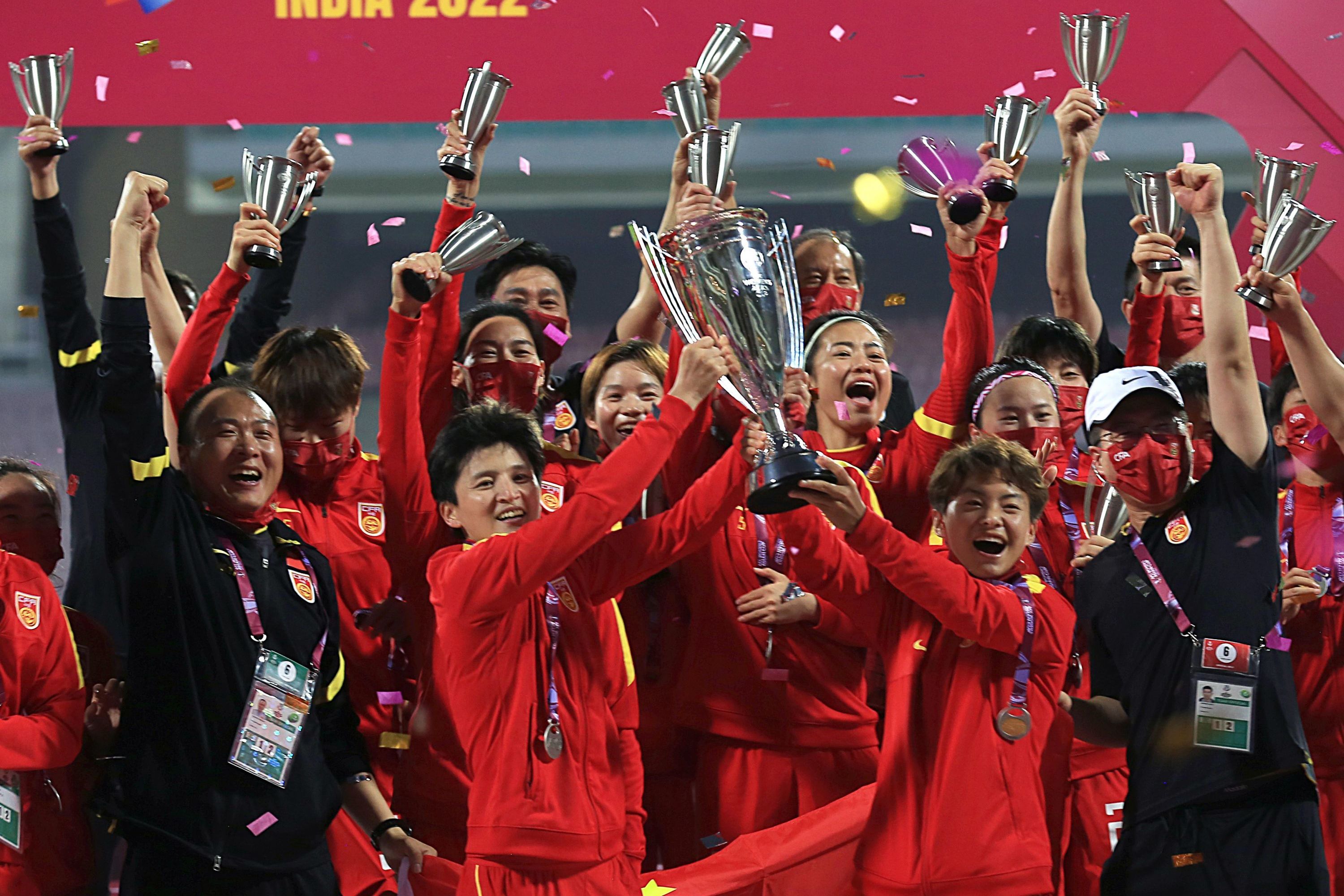 国际足球场上中国队再次获胜的简单介绍