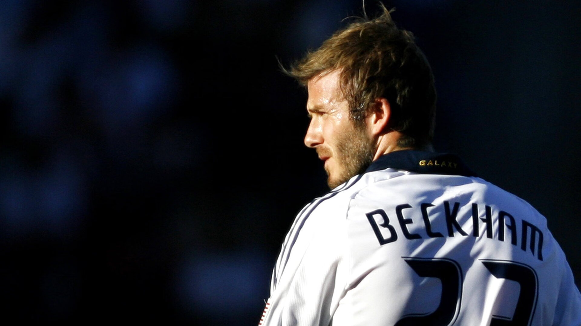 开云足球直播-纽约之王降临，乔治在焦点之夜接管麦迪逊，尼克斯完胜猛龙